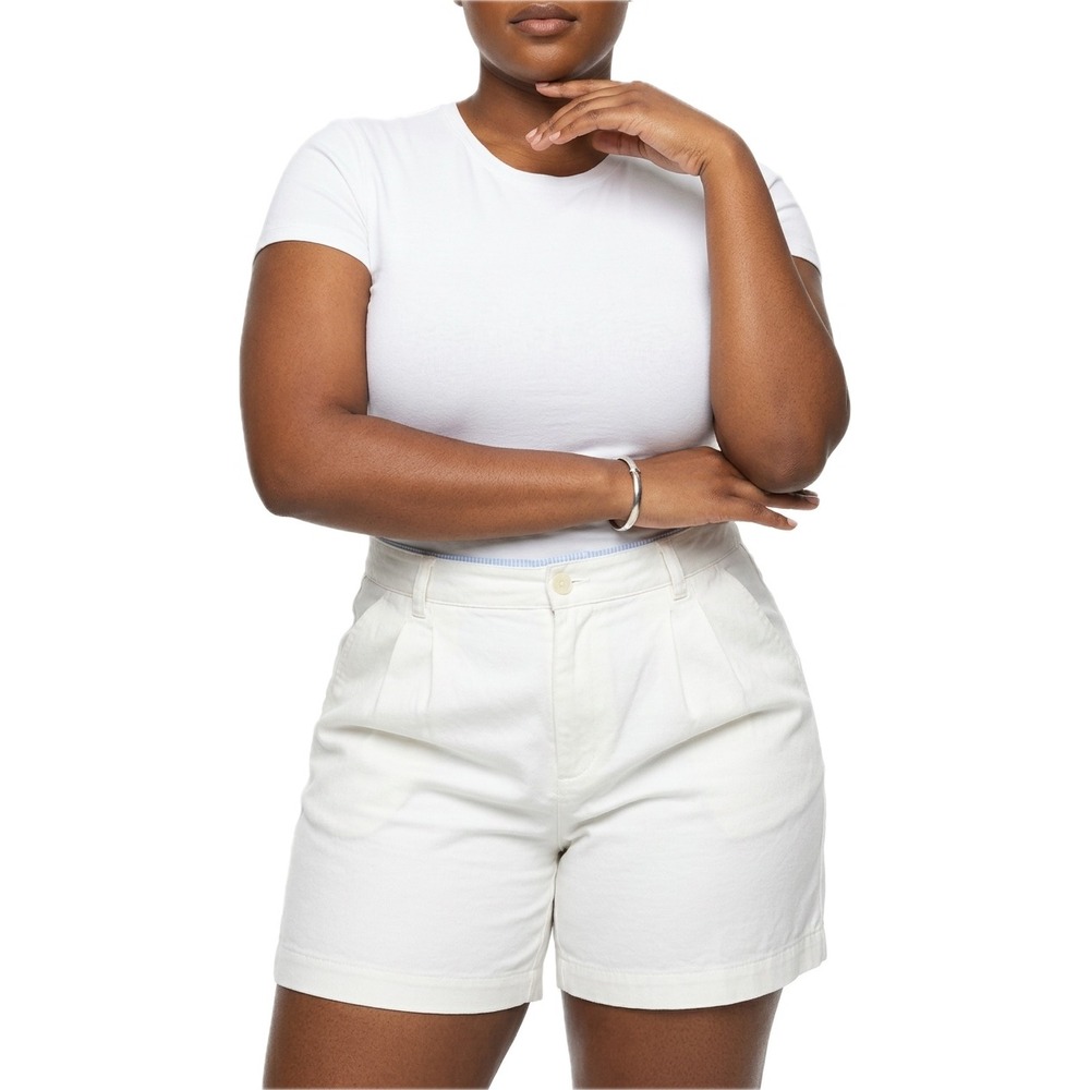 Liz Claiborne White Pleated Chino Shorts Womens 10 NWT Stain Resistant Cotton